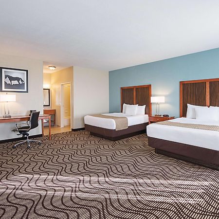 La Quinta By Wyndham Mathis Exterior photo